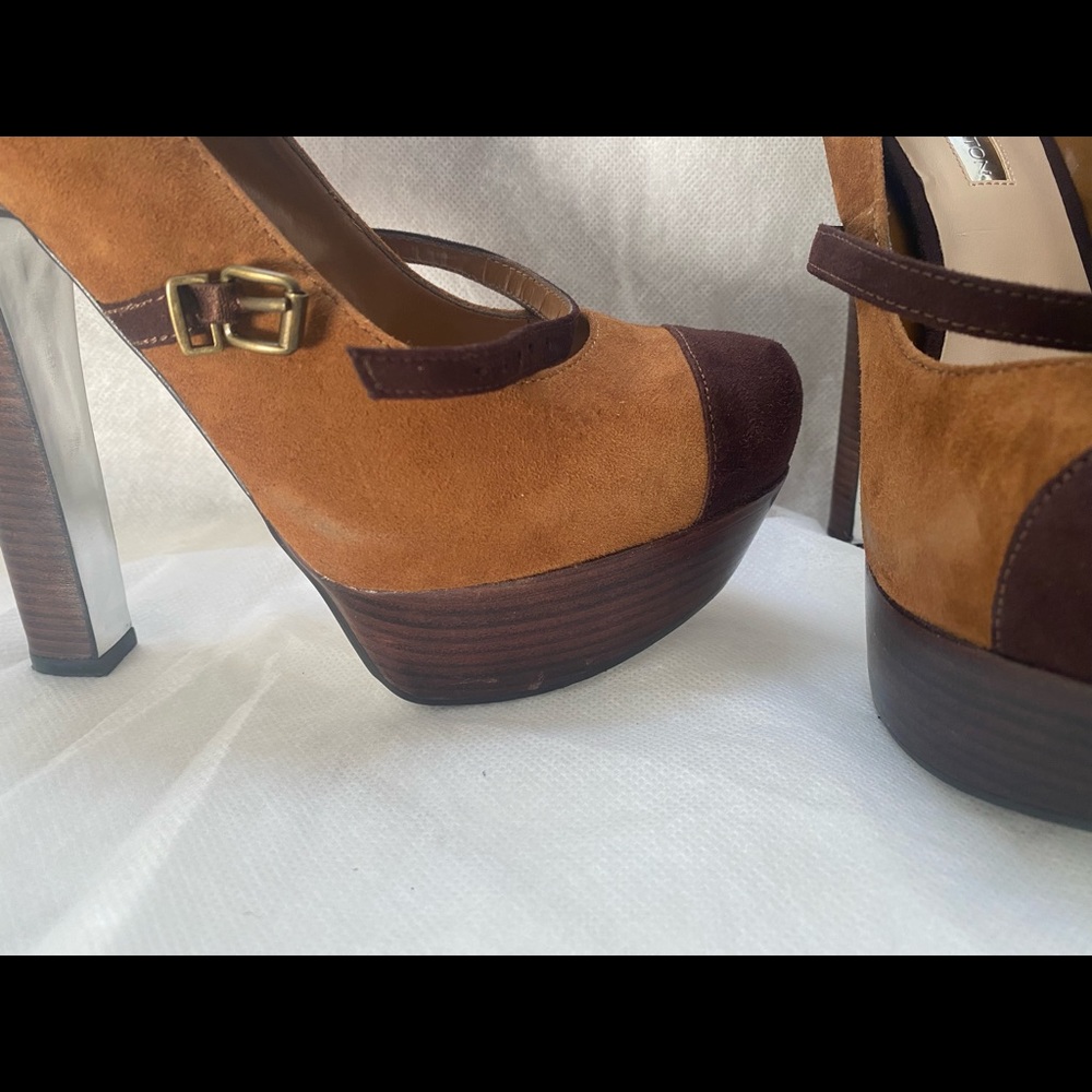 H by Halston “two-toned” Platform Heels - Picture 4 of 12